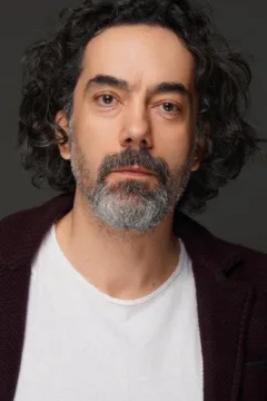 Tolga Çıklaçiftçi
